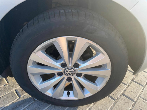 Imagen 13 de 25 de Volkswagen Golf 1.4 Tsi Dsg 2016 Gris Plata - 126.000 Kms