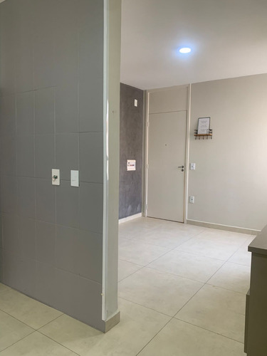Apartamento Para Venda - Terceiro Andar (não Tem Elevador)