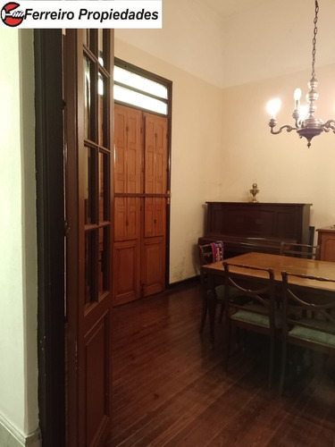 Imagen 13 de 30 de Casa Ph Pocitos Venta Al Frente 4 Dormitorios Cocina Baño Pallier Comedor Patio Buhardilla Y Azotea