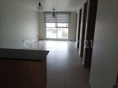 Departamento En Renta En Santiago Atzacoalco, Gustavo A. Madero.