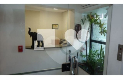 Imagem 3 de 10 de Excelente Sala Comercial Com 190m² Privativos No Rio Branco - Reo408370