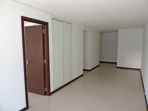 Oficinas A Estrenar Sobre 18 De Julio !!
