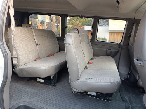 Chevrolet Express 6.0ls D 12 Pas At
