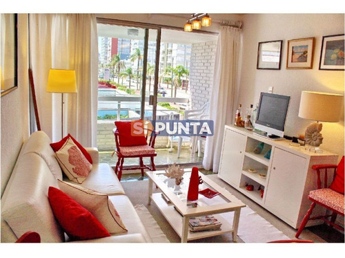 Imagen 3 de 28 de - Apartamento Para La Venta En Península- Punta Del Este Con Muy Linda Vista Al Puerto...