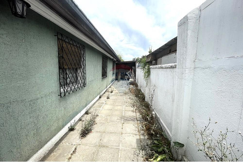 En Excelente Zona De La Comuna De Independencia.