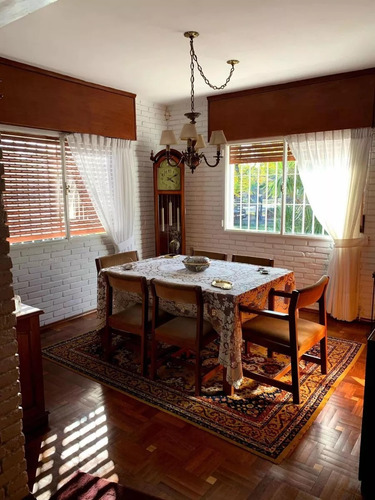 Venta Casa Carrasco Norte, 2 Plantas, 3 Dormitorios Y 2 Baños, Jardin, Piscina, Barbacoa, Garaje Y Deposito