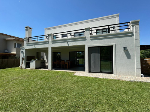 Casa En Venta En Barrio San Matias, Escobar