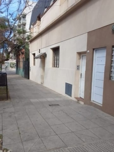 Departamento Dos Ambientes . Dueño Directo Moron Centro