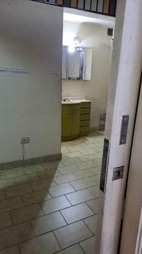Imagen 4 de 8 de # Local Comercial # Esquina # 35 M2c