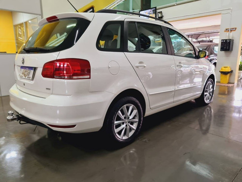 Volkswagen Spacefox 1.6 Msi Comfortline 8v Flex 4p Manual