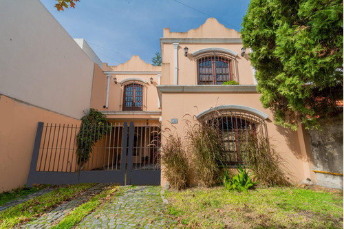 Espectacular Casa Estilo Colonial En Haedo