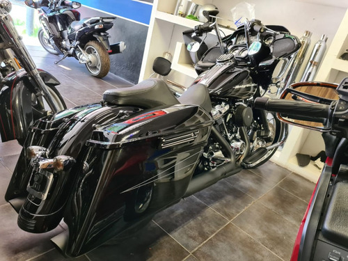 Harley Davidson Road Glide 2017 Special Impecable