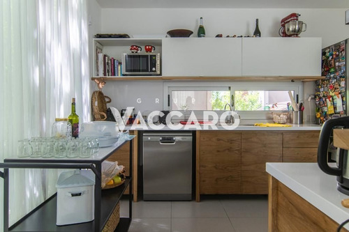 Imagen 9 de 13 de Casa En Venta En Parque Leloir En Condominio