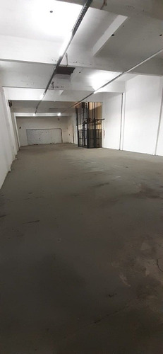 Imagen 15 de 22 de Local En Venta Zona El Monolito