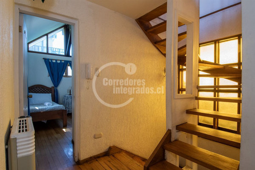Casa En Venta De 14 Dorm. En Viña Del Mar