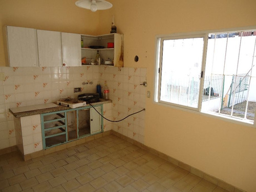 Imagen 8 de 11 de Casa En Venta En Ituzaingo Sur