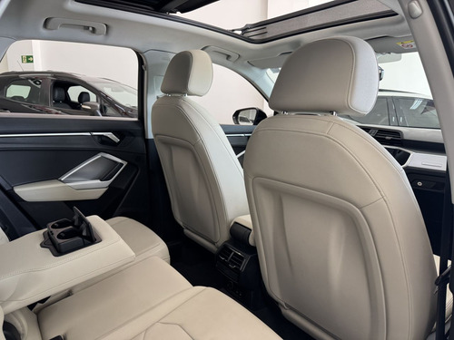 Audi Q3 1.4 4P 35 TFSI PRESTIGE PLUS S-TRONIC AUTOMÁTICO