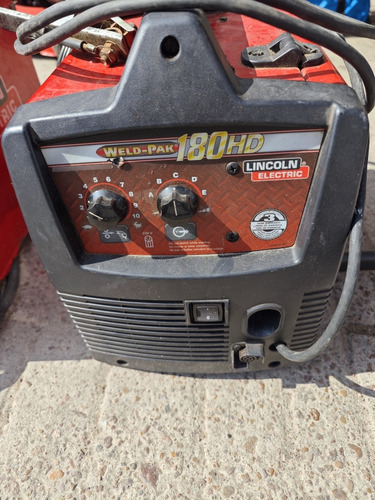 Máquina De Soldar Lincolnelectric Microalambre Weldpak 180hd