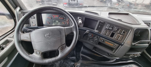 Imagem 12 de 14 de Volvo Fh460 6x2 2012/13 957474km (fh420, Fh 560) (9617)