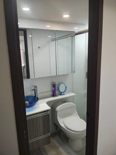 Vendo Apartamento Parte Baja De La Loma De Los Bernal Con Espectacular Vista