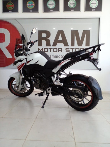 Imagen 3 de 7 de Benelli Trk 251 Full Abs