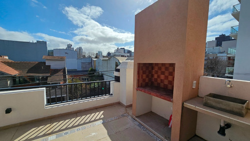 En Venta. Dúplex A Estrenar Con Garage Y Balcón Terraza Con Parrilla. Zona Paseo Aldrey.