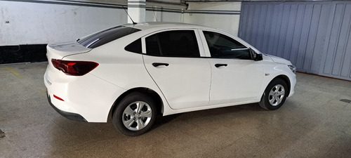Chevrolet Onix plus 1.2