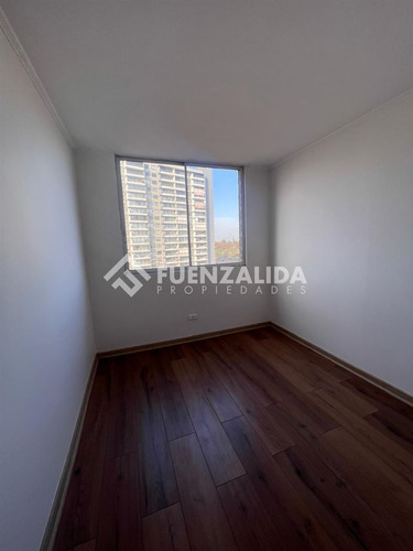 Departamento En Venta De 2 Dorm. 2 Bañ,1 Estac En La Florida