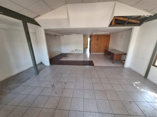 Casa En Venta De 2 Dorm. En Maipú
