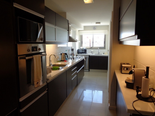 Apartamento En Punta Del Este, Imperiale Luxury Towers- Ref: 261