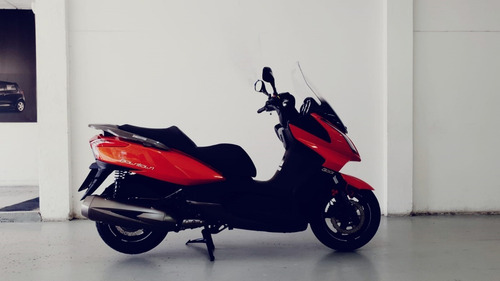 Imagem 2 de 8 de Kymco Downtown 300i Abs 2019/2020 - Dipe Motos Yamaha