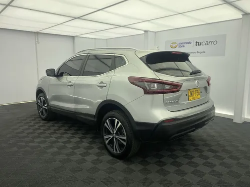 Nissan Qashqai 2.0 Advance 142 hp