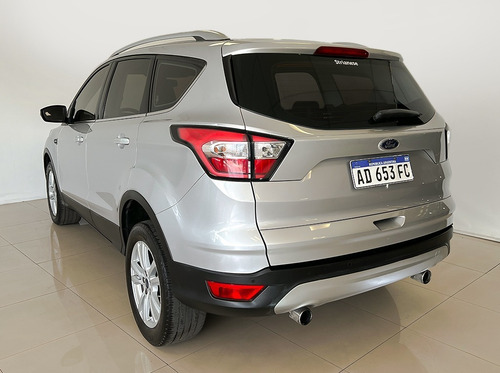Imagen 6 de 23 de Ford Kuga Sel Ecoboost 6 A/t