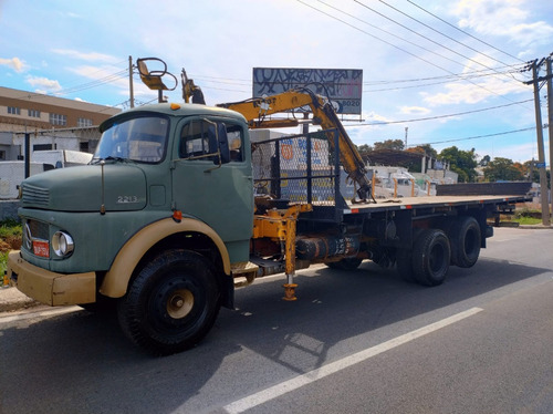 Caminhão Mb 1113 Truck Munck Madal 6100 Ton Carroceria 