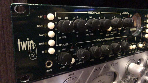 Joe Meek Twin Q Channel Strip / Master Buss Stereo
