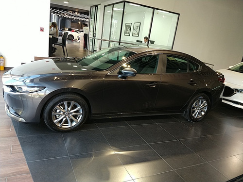 Mazda 3 Prime Automático 2021