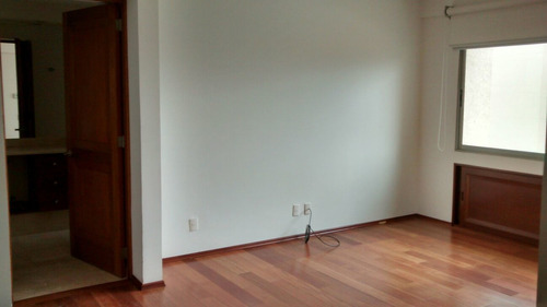 Imagen 4 de 14 de Venta De Departamento En Santa Fe. Amplio E Iluminado