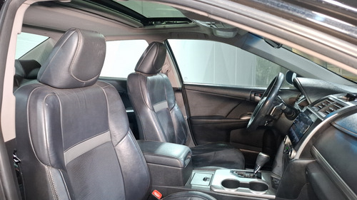Toyota Camry 3.5 SE V6 6AT