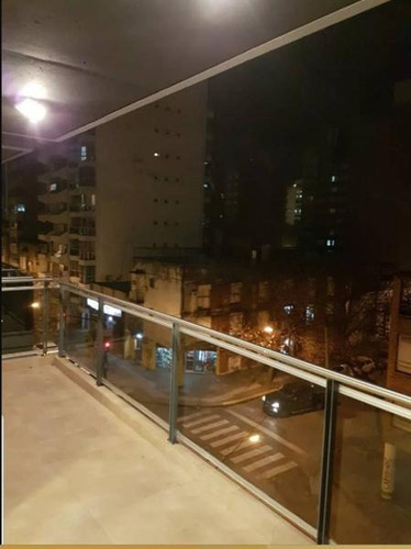 Imagen 2 de 7 de Venta Amplio Departamento Semi Nuevo 1 Dormitorio