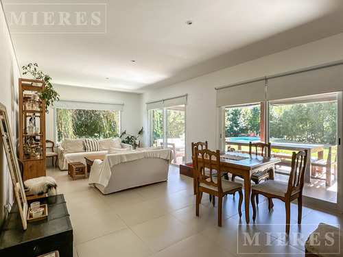Casa En Venta Sobre Lote Interno - Barbarita - Bancalari