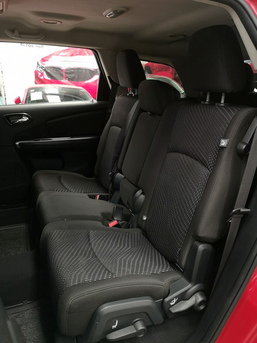 Dodge Journey 2.4 Se 7 Pasajeros At