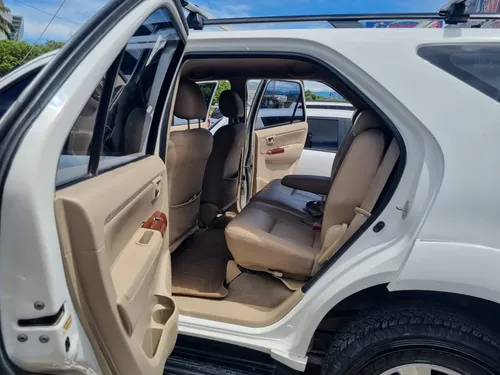 Toyota Fortuner SR5 4.0 AT 4X4