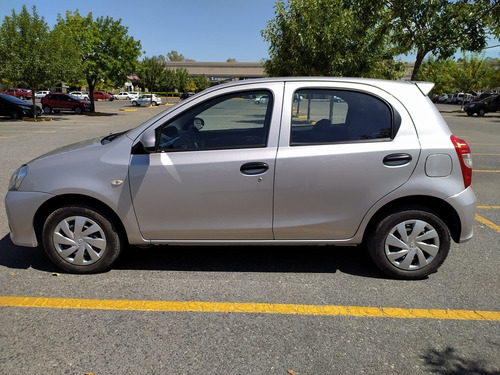Toyota Etios 1.5 X 6mt My19 2019