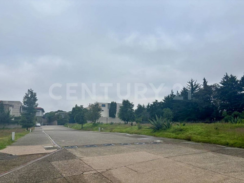 Espectacular Terreno Plano En Venta En Tepozcuautla, Cumbres De Sta. Fé