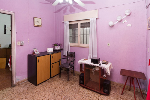 Imagen 8 de 21 de Casa En Venta 3 Ambientes Lote Propio Ciudadela