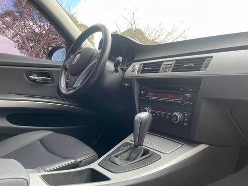 Imagen 13 de 19 de Bmw Serie 3 2008 2.5 323i Sedan Active Stept