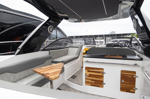 Lancha Solara 350 Gt 2025 Focker Triton Ventura Mestra Nx F