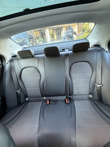 Mercedes-Benz Clase C 2.0 C200 Avantgarde Fl At 204cv