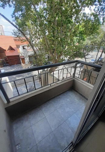Imagen 2 de 7 de Departamento 2 Amb En Lanus Centrico