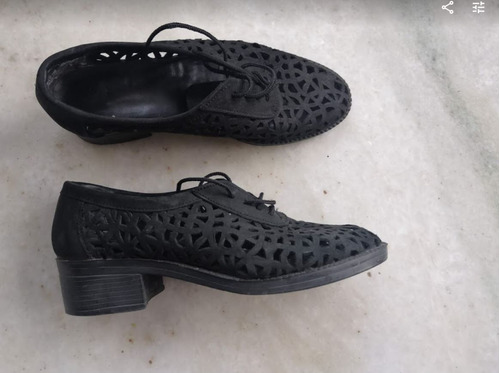 Zapatos Calados De Cuero Negro, Nro 35, Taco 4 Cm, Italianos